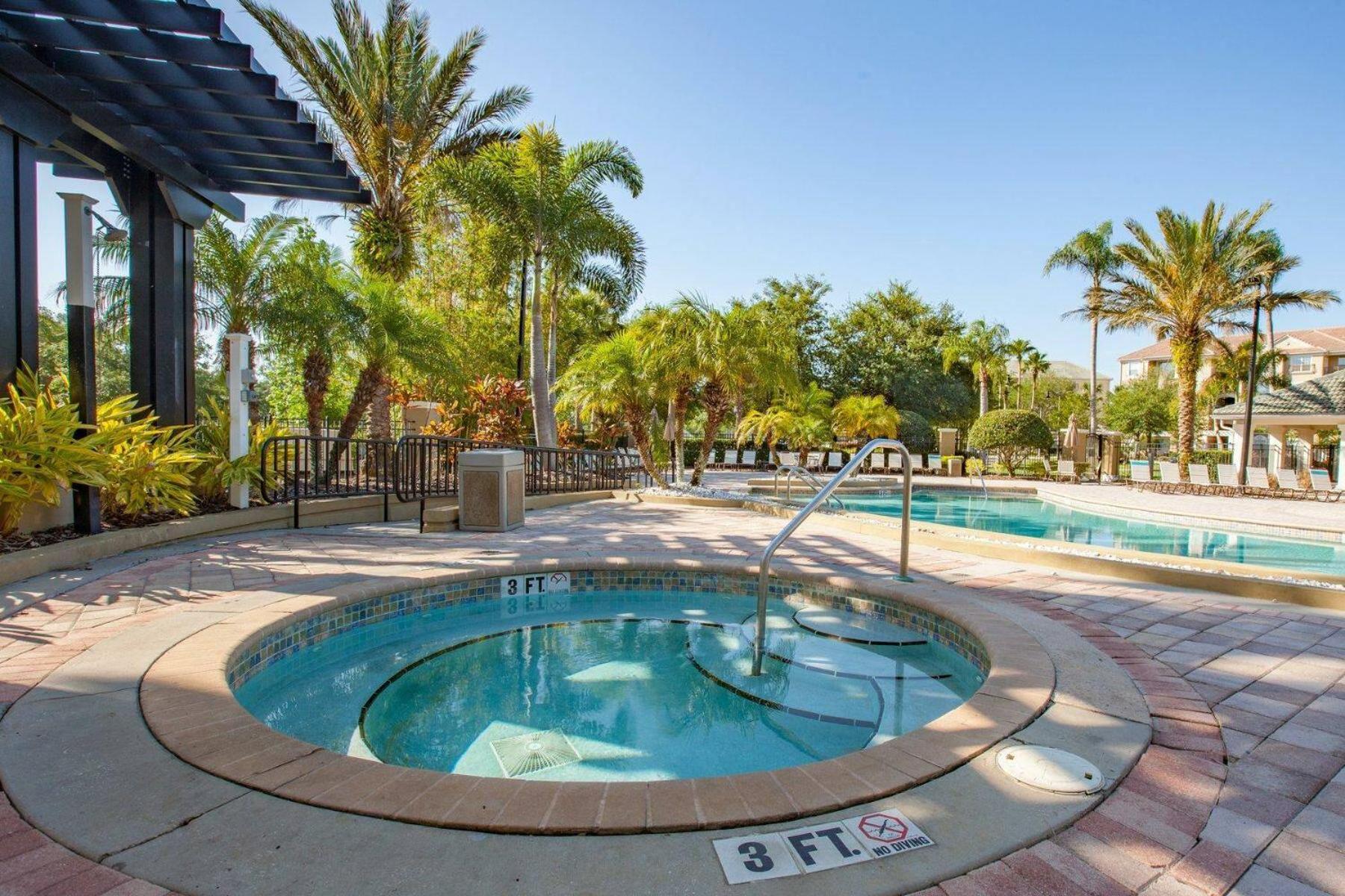 Modern Vacation Apartment With A Lake View At Vista Cay Resort Vc4816 Orlando Eksteriør billede