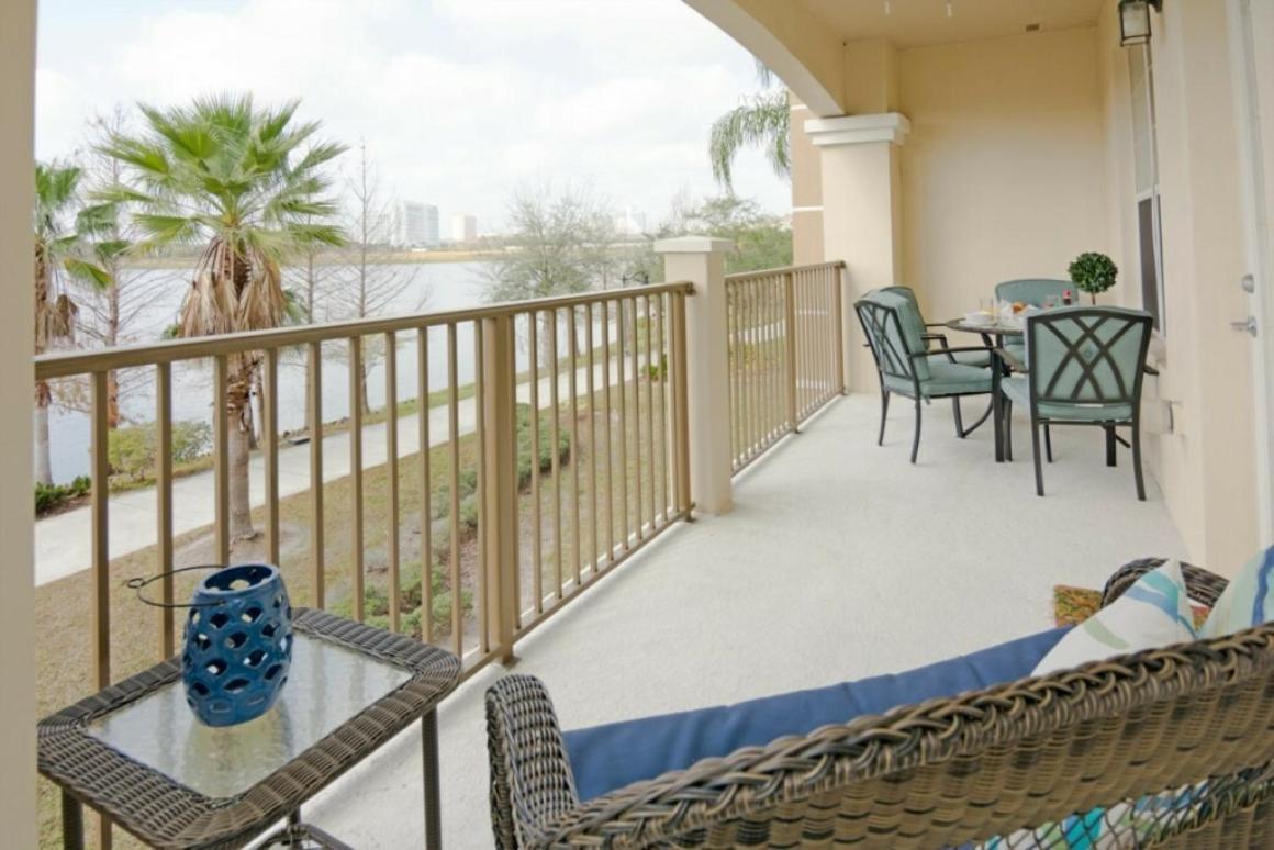 Modern Vacation Apartment With A Lake View At Vista Cay Resort Vc4816 Orlando Eksteriør billede