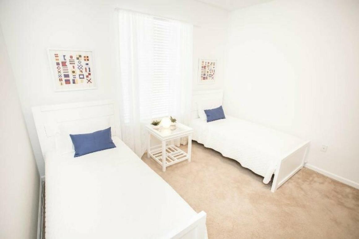Modern Vacation Apartment With A Lake View At Vista Cay Resort Vc4816 Orlando Eksteriør billede