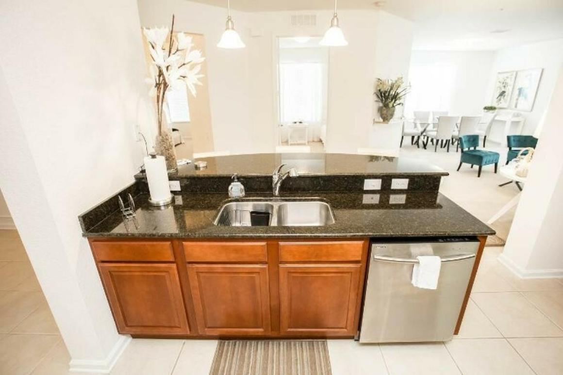 Modern Vacation Apartment With A Lake View At Vista Cay Resort Vc4816 Orlando Eksteriør billede